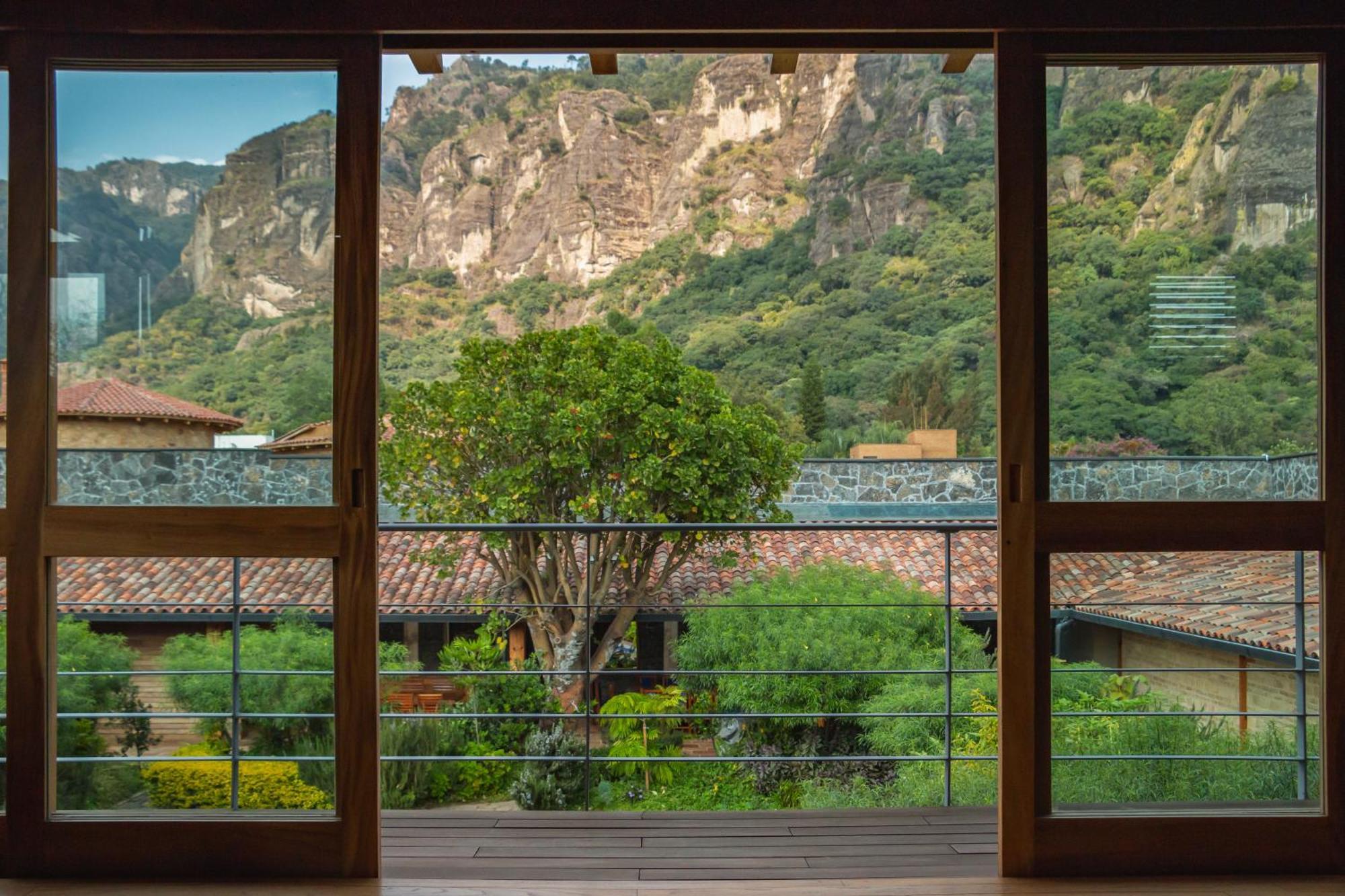 La Hacienda Tepoztlan Awarded - Firenze Entremuros Villa Bagian luar foto